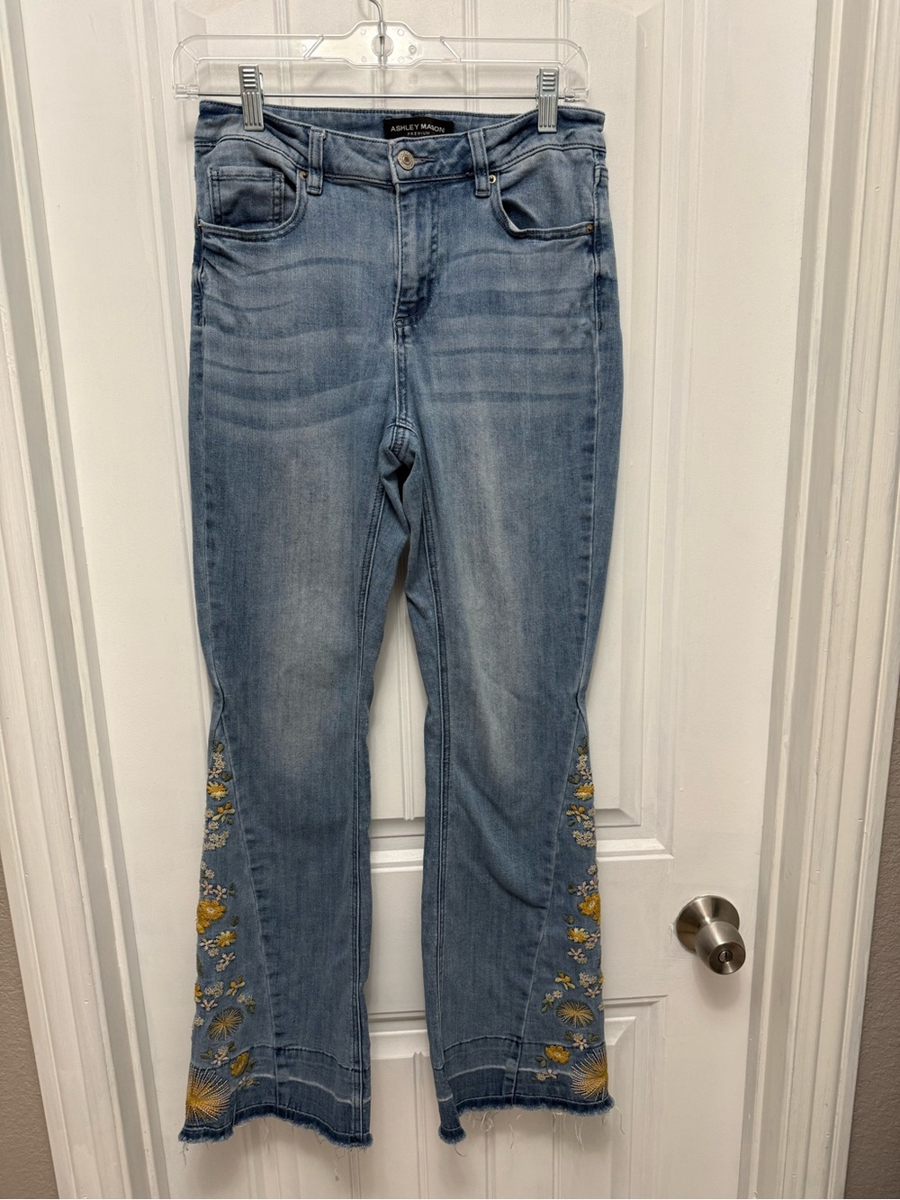 Ashley Mason Premium Bootcut Jeans Floral Embroidered Flare Leg Blue 5/27 (27-13